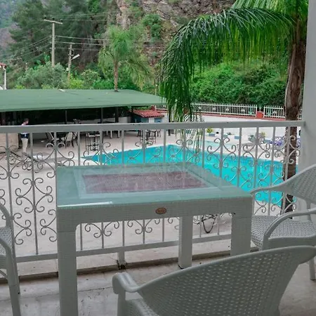 Ege Aparthotel *